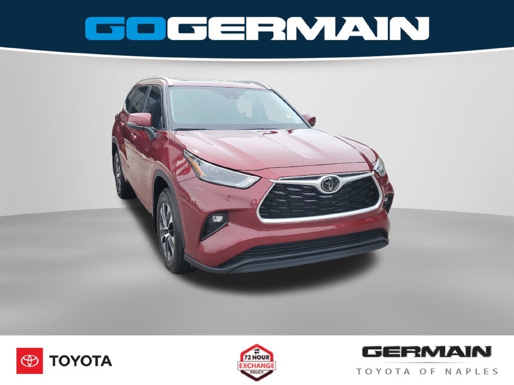 Used 2024 Toyota Highlander XLE FWD image 5