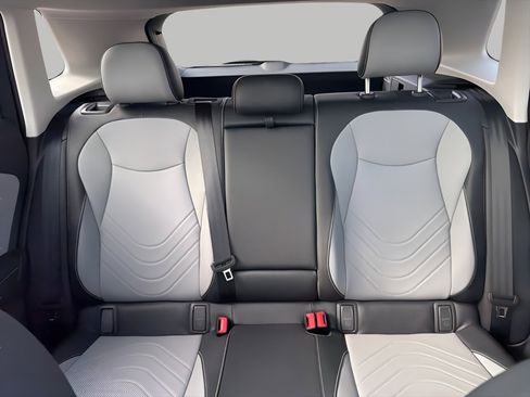 New 2026 Volkswagen Tiguan SE AWD/4WD image 22