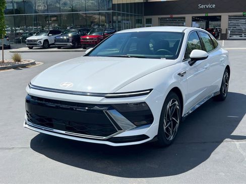 New 2026 Hyundai Sonata SEL AWD/4WD image 2
