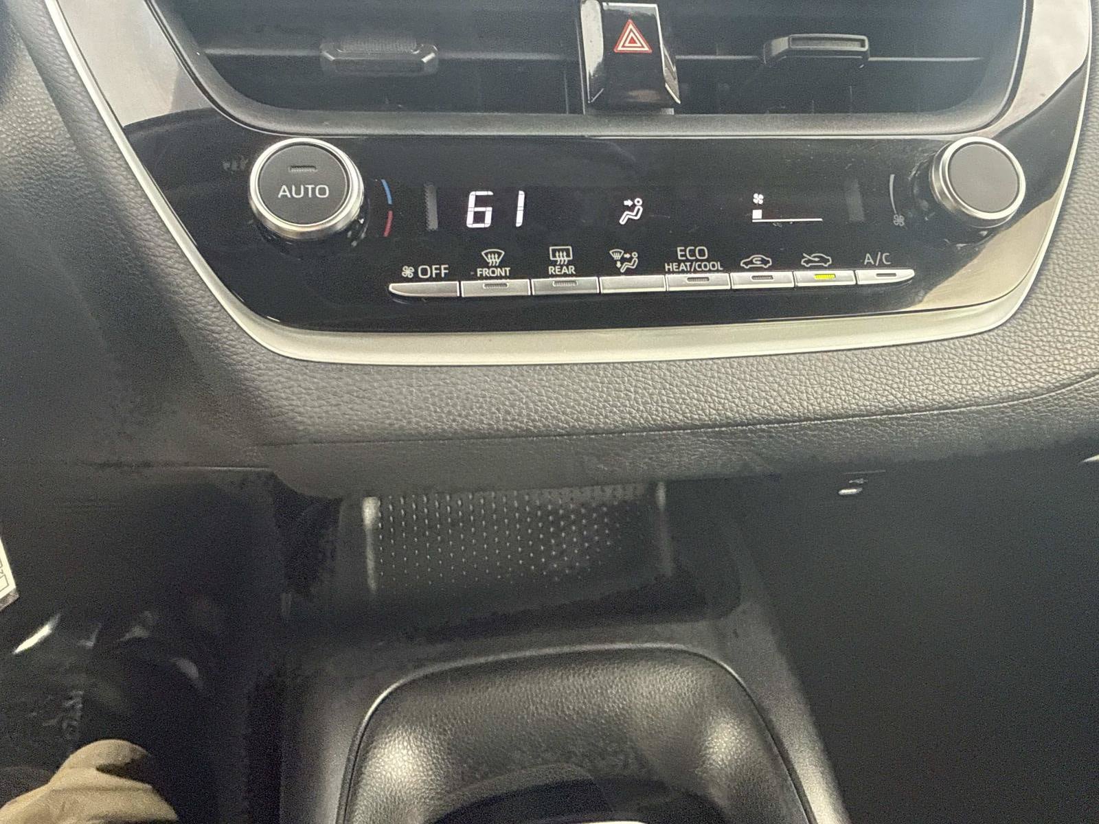 Used 2024 Toyota Corolla LE FWD image 22