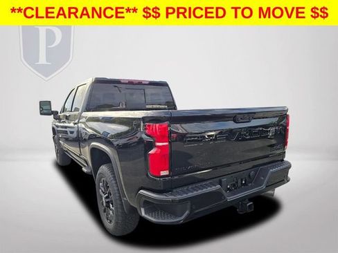 New 2026 Chevrolet Silverado 2500 High Country w/ High Country Premium Package AWD/4WD image 8