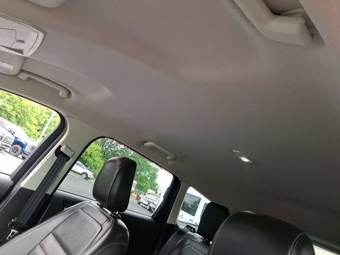 Certified 2018 Ford Escape SEL AWD/4WD image 25