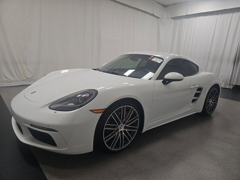 Used 2025 Porsche 718 Cayman S w/ Premium Package image 1