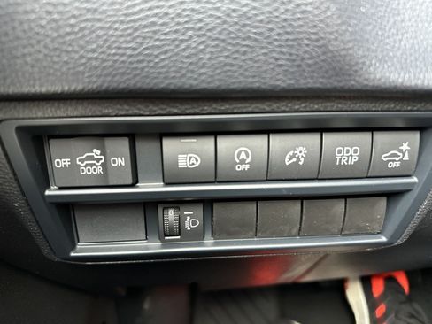 Used 2024 Toyota Tundra SR5 w/ SR5 Convenience Package AWD/4WD image 33