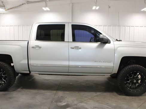 Used 2015 Chevrolet Silverado 1500 LTZ w/ LTZ Plus Package image 11
