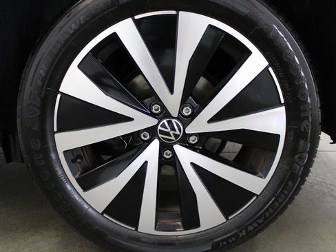 Used 2022 Volkswagen Taos SE AWD/4WD image 10