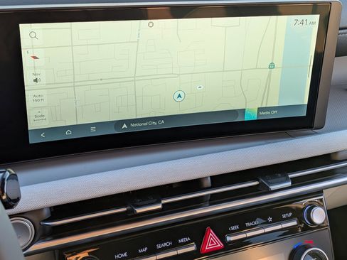 New 2026 Hyundai Tucson Limited image 12