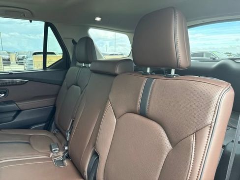 Used 2023 Honda Pilot Elite image 13