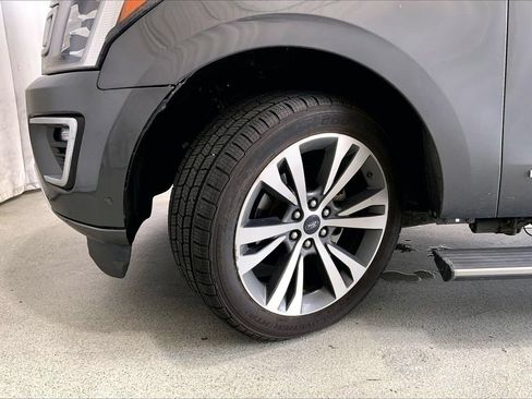 Used 2021 Ford Expedition Max Platinum RWD image 20