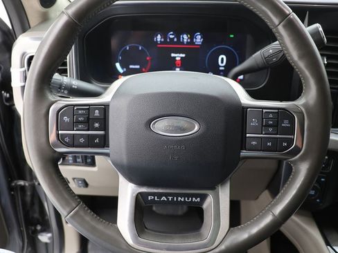 Used 2025 Ford F350 Platinum w/ Platinum Plus Package image 29