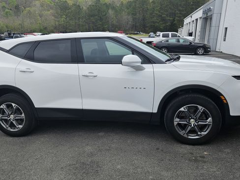 Used 2024 Chevrolet Blazer LT w/ Driver Confidence Package image 1