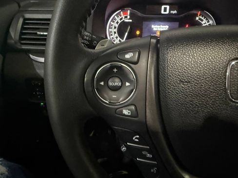 Used 2023 Honda Ridgeline RTL-E image 14