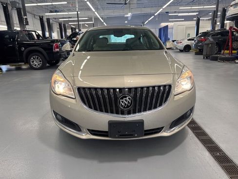 Used 2015 Buick Regal Premium w/ Experience Buick Package image 10