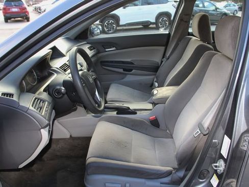 Used 2010 Honda Accord LX-P image 11