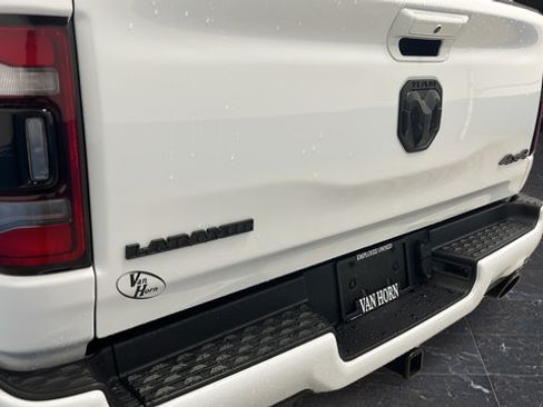 Used 2022 RAM 1500 Laramie AWD/4WD image 39
