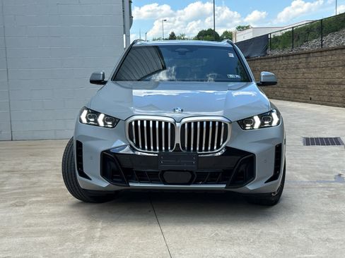 Certified 2024 BMW X5 xDrive40i w/ M Sport Package image 2