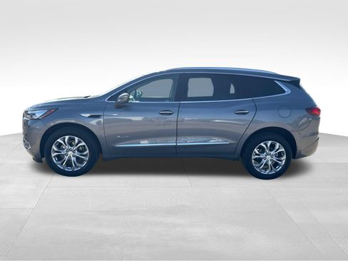 Used 2020 Buick Enclave Avenir w/ Avenir Technology Package AWD/4WD image 12