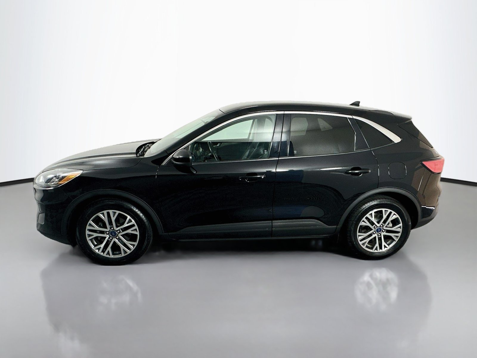 Used 2022 Ford Escape SEL FWD image 4