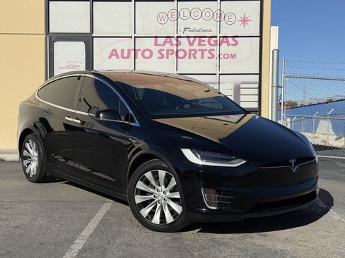 Used 2019 Tesla Model X Long Range image 3