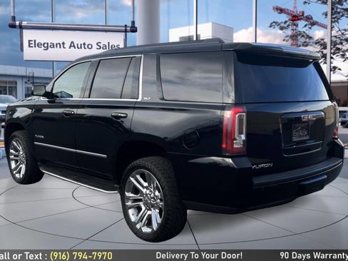 Used 2017 GMC Yukon SLT w/ Premium Edition image 7