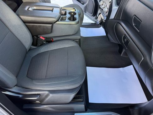 Used 2019 GMC Sierra 1500 SLE w/ SLE Value Package image 54