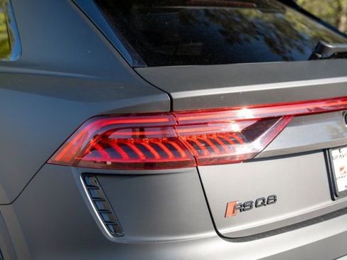 Used 2022 Audi RS Q8 4.0T image 17