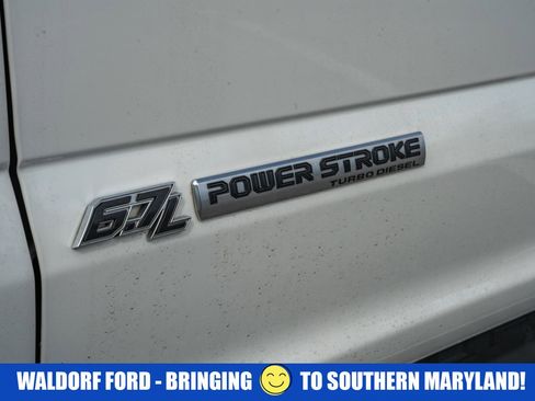 Certified 2022 Ford F350 Lariat w/ Lariat Ultimate Package image 18