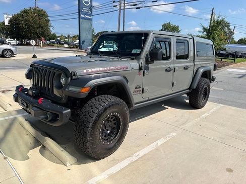 Used 2021 Jeep Gladiator Rubicon AWD/4WD image 3