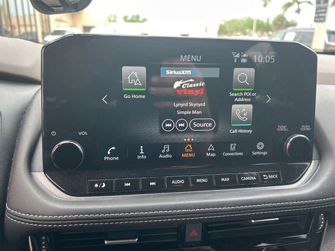 Used 2023 Nissan Rogue Platinum w/ Platinum Premium Package image 17