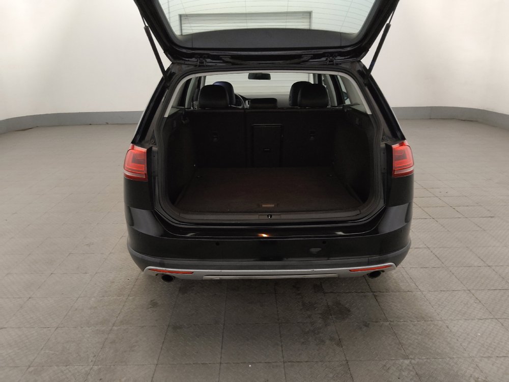 Used 2017 Volkswagen Golf Alltrack SE AWD/4WD image 29