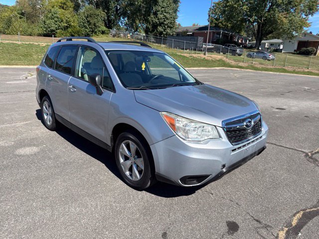 Used 2015 Subaru Forester 2.5i w/ Alloy Wheel Package AWD/4WD image 2