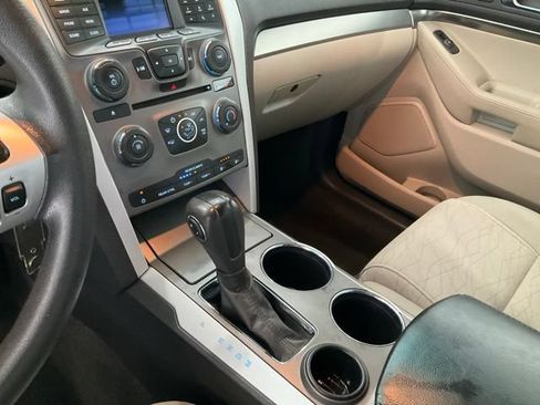 Used 2013 Ford Explorer FWD image 10