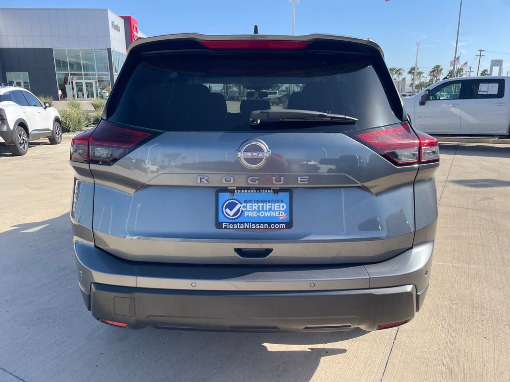 Certified 2024 Nissan Rogue S FWD image 4