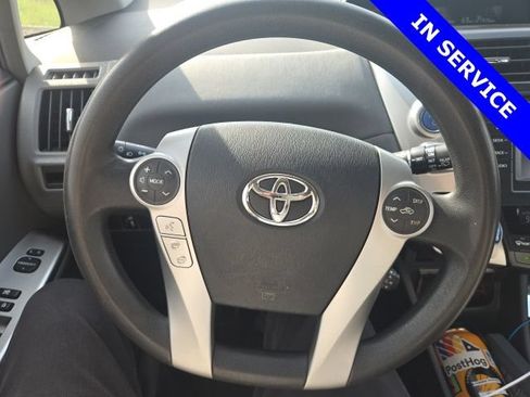 Used 2012 Toyota Prius V Three FWD image 10