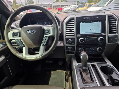 Used 2016 Ford F150 King Ranch w/ Equipment Group 601A Luxury AWD/4WD image 10