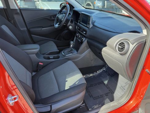 Used 2019 Hyundai Kona SE image 9