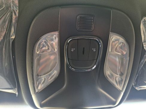 New 2026 Jeep Compass Latitude image 16