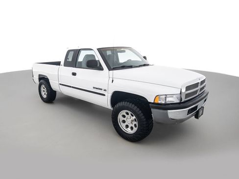 Used 2000 Dodge Ram 1500 Truck 2WD Quad Cab image 3