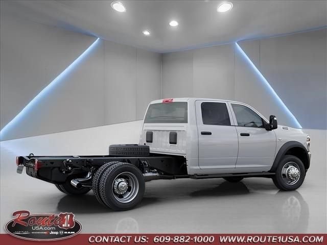 New 2026 RAM 5500 Tradesman w/ Chrome Appearance Group AWD/4WD image 5