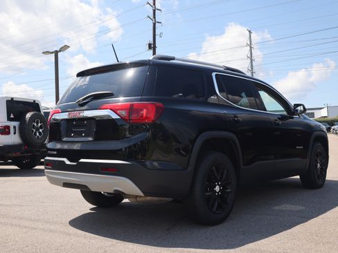 Used 2018 GMC Acadia SLT FWD image 4
