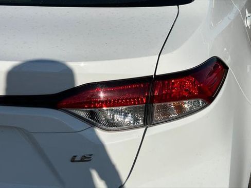 Certified 2020 Toyota Corolla LE FWD image 18