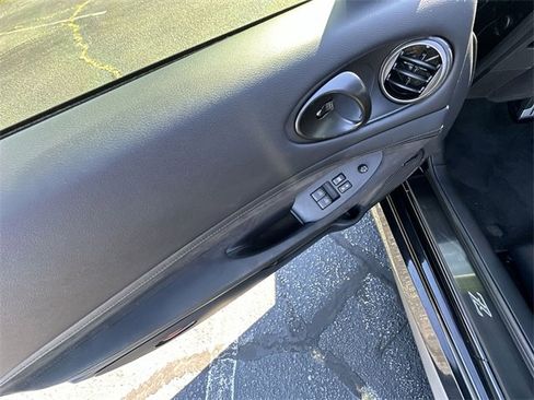 Certified 2025 Nissan Z Performance w/ Floor Mat Package image 14