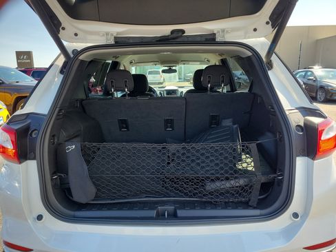 Used 2019 Chevrolet Equinox LT FWD image 8