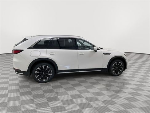 Certified 2025 MAZDA CX-90 Plug-In Hybrid w/ Premium Plus image 12