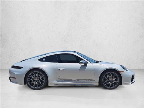 Used 2026 Porsche 911 Carrera T RWD image 4