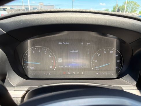 Used 2021 Ford Explorer XLT w/ Equipment Group 202A AWD/4WD image 14