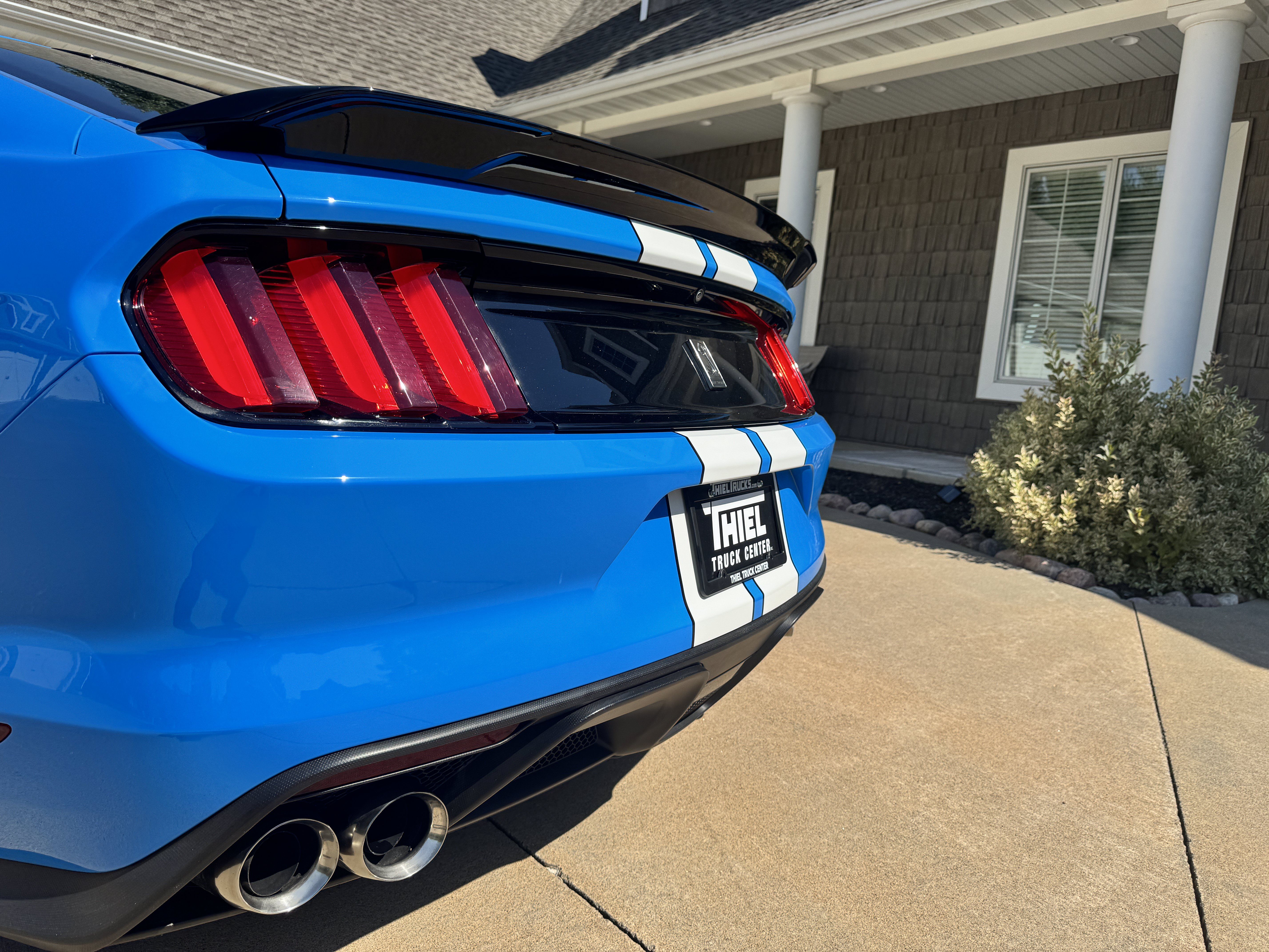Used 2017 Ford Mustang Shelby GT350 RWD image 38