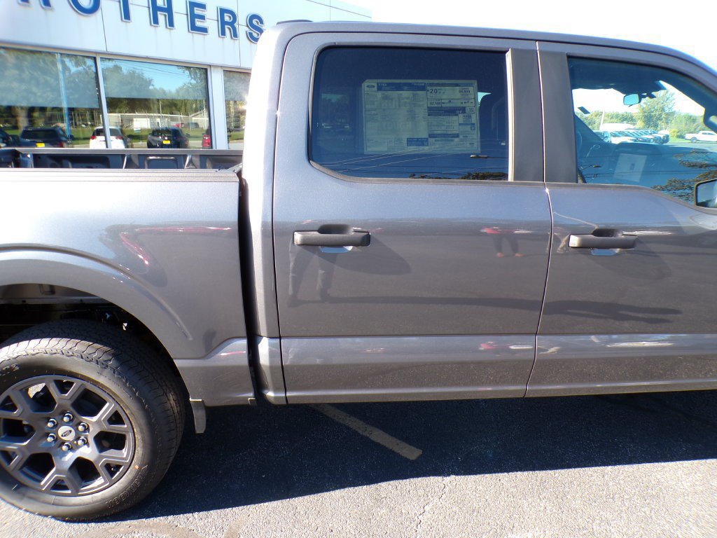 New 2026 Ford F150 STX w/ Equipment Group 200A AWD/4WD image 11
