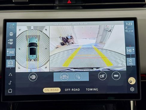 Used 2025 Land Rover Range Rover Sport Autobiography image 14