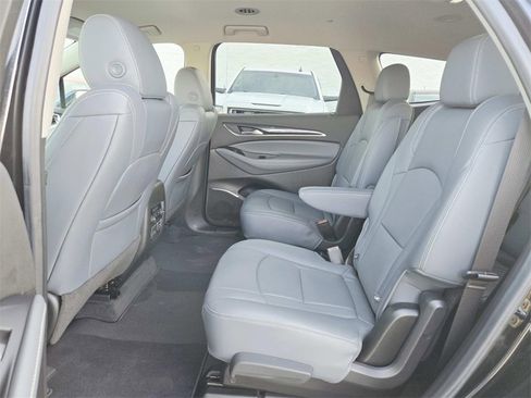 Used 2020 Buick Enclave Essence w/ Sport Touring Edition image 12